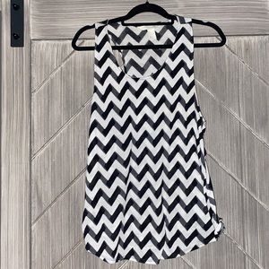 H&M womens chevron tank top